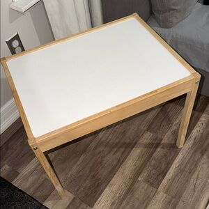 LATT IKEA Kids Table